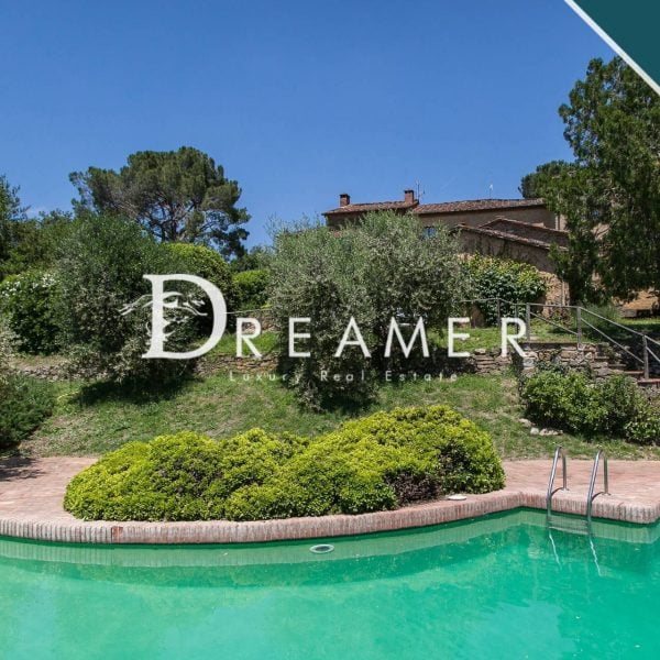 Elegant Villa with Pool in Arezzo-0_259649