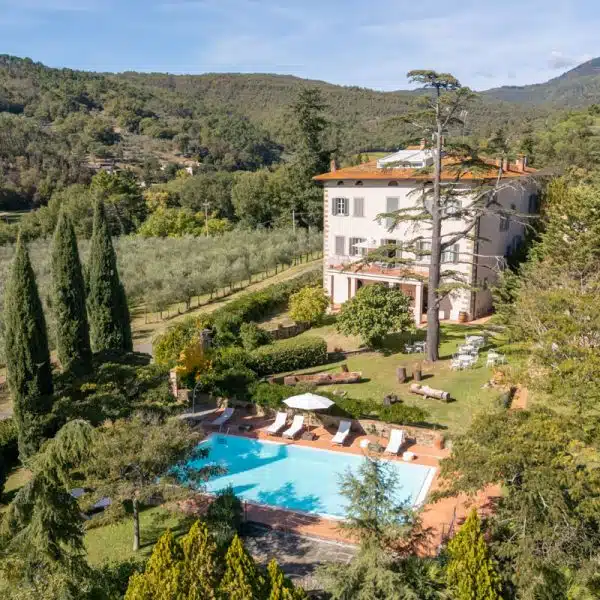 Prestigious Historic Residence with Pool in Tuscany-1_392487