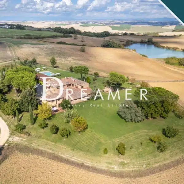 Stunning Estate with Pool in Siena-0_379412