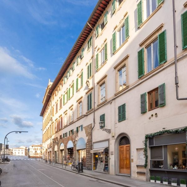 Lungarno View Apartment in Florence-1_424120