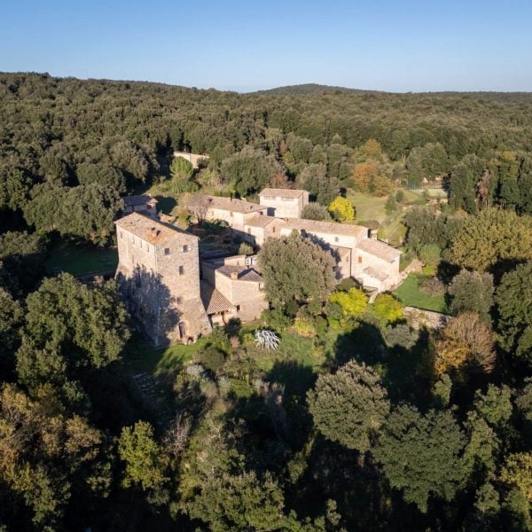 Charming Medieval Hamlet in the Hills of Siena-0_253862