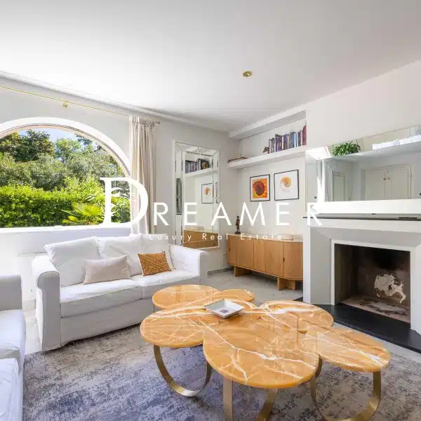 Elegant Villa with Garden in Forte dei Marmi-0_156008