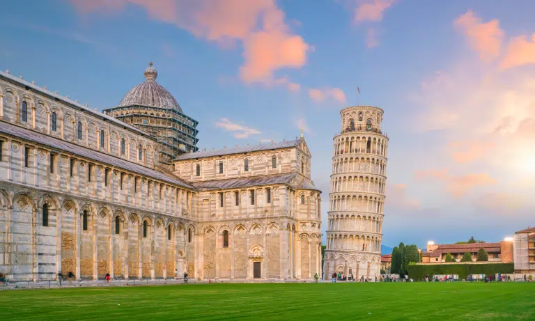 luxury villas for sale near pisa italy