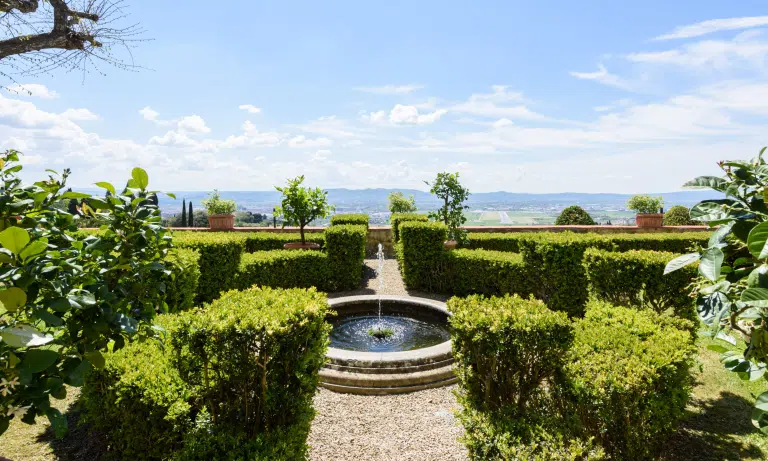 How to Buy a Luxury Property in Italy